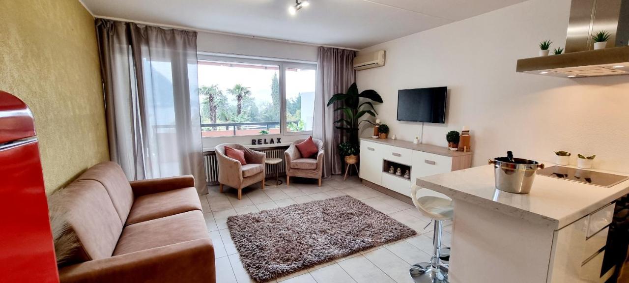 Relax-Lugano Lake Bissone Luaran gambar