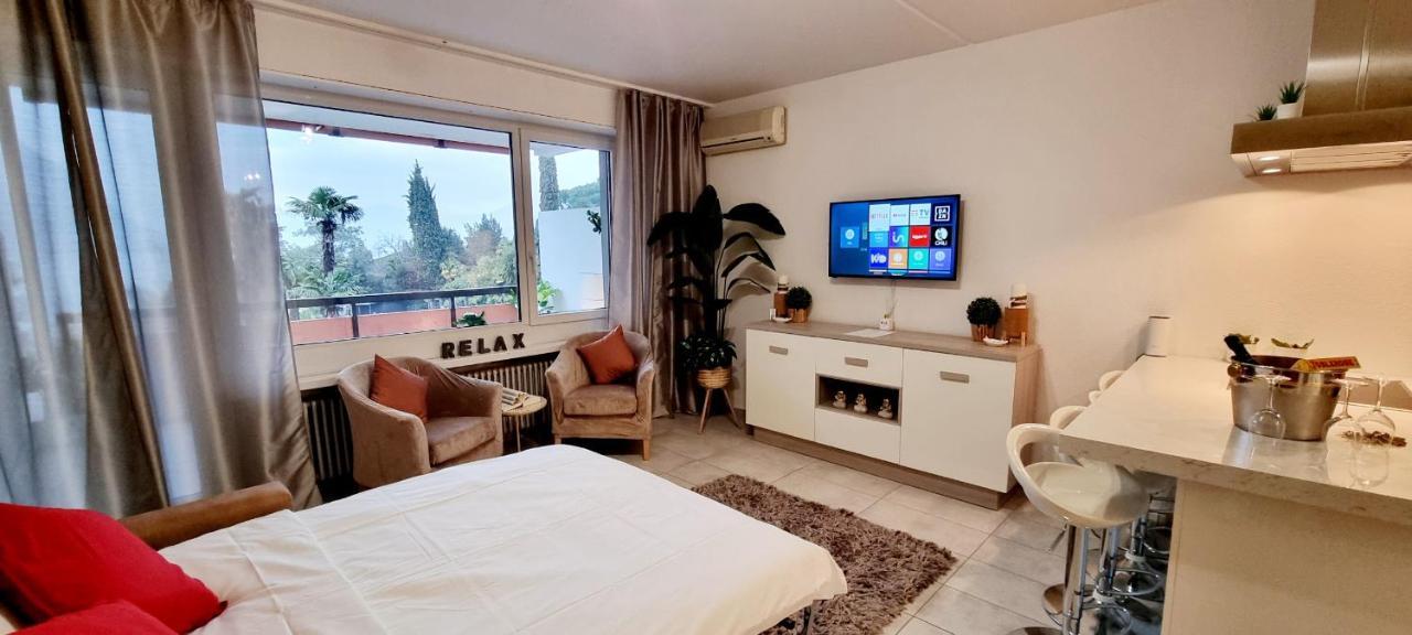 Relax-Lugano Lake Bissone Luaran gambar