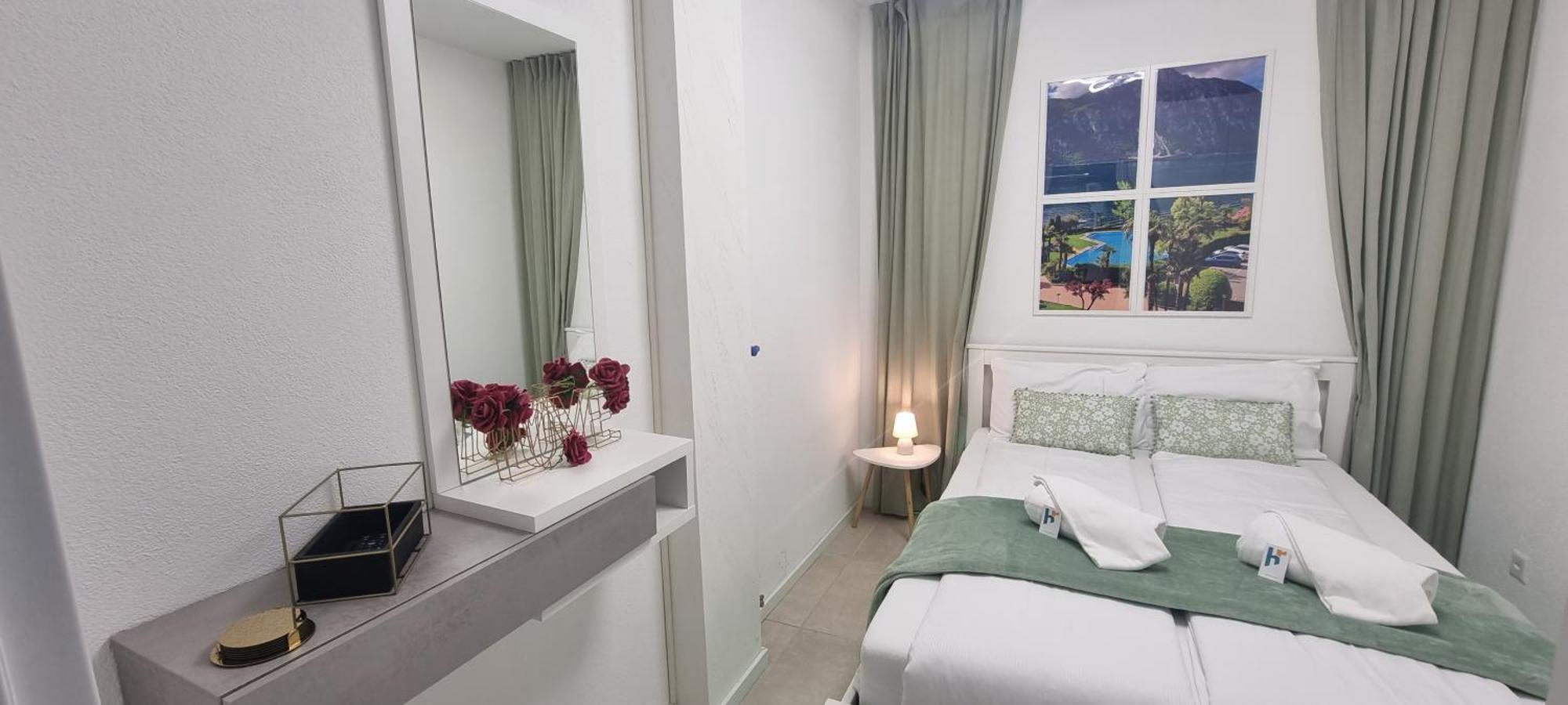 Relax-Lugano Lake Bissone Luaran gambar
